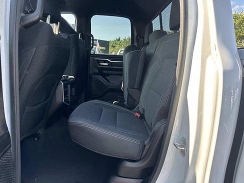 Used 2022 RAM 1500 Big Horn AWD/4WD image 8