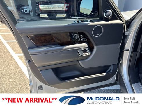 Used 2020 Land Rover Range Rover HSE AWD/4WD image 12