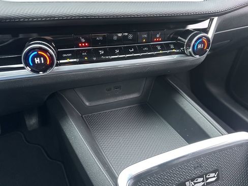 New 2026 Chevrolet Equinox LT w/ Convenience Package II image 45