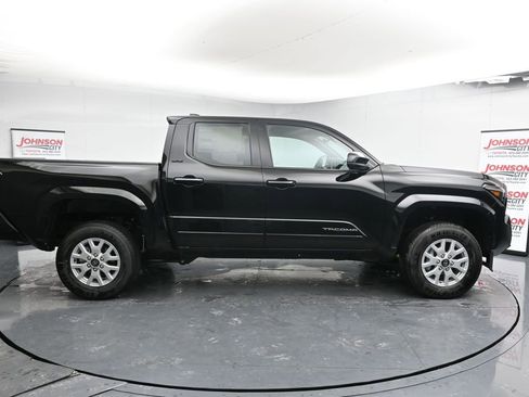 New 2026 Toyota Tacoma SR5 image 9