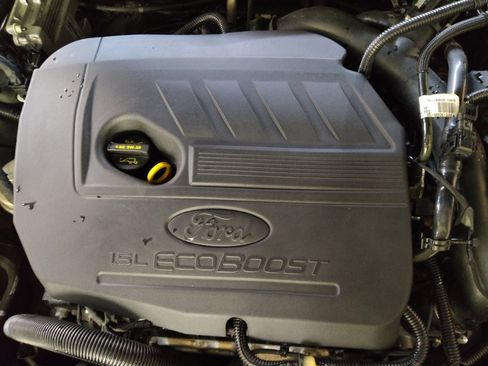 Used 2018 Ford Fusion SE w/ Fusion SE Technology Package image 30