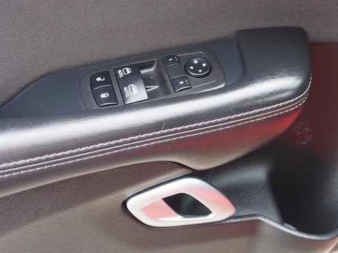 Used 2023 Dodge Challenger SXT w/ Blacktop Package image 18