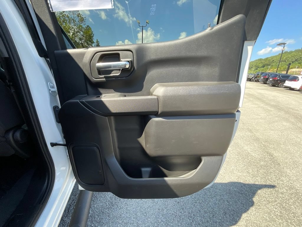 Used 2024 Chevrolet Silverado 1500 Custom w/ LPO, Dark Essentials Package AWD/4WD image 23
