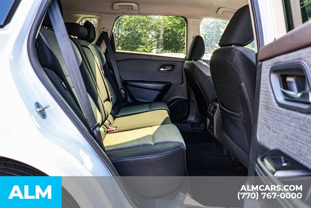 Used 2023 Nissan Rogue SV FWD image 21