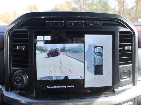 Used 2021 Ford F150 Lariat image 5