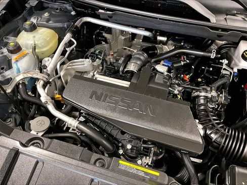 Used 2024 Nissan Rogue S AWD/4WD image 35