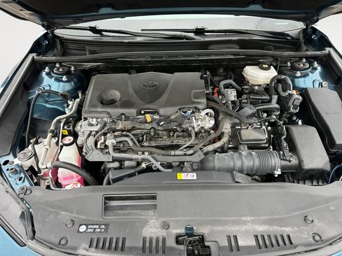 Used 2025 Toyota Camry LE FWD image 32