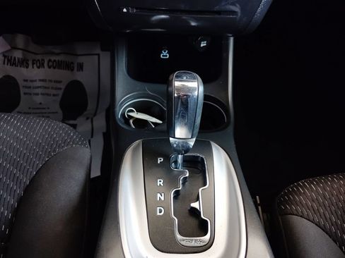 Used 2018 Dodge Journey SXT w/ Connectivity Group FWD image 28