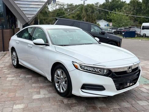 Used 2019 Honda Accord LX image 3