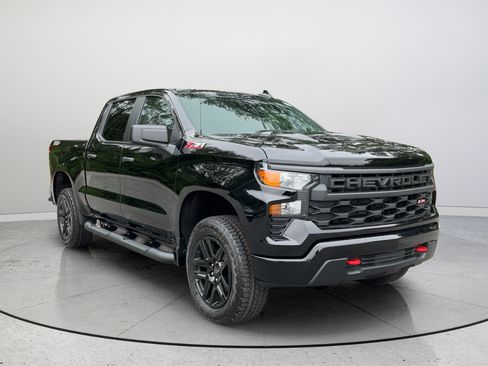 New 2026 Chevrolet Silverado 1500 Custom Trail Boss AWD/4WD image 1