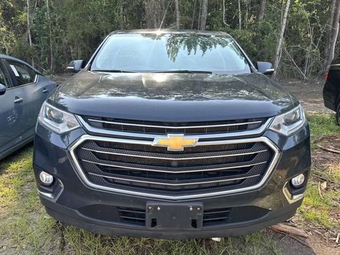 Used 2021 Chevrolet Traverse LT FWD image 7