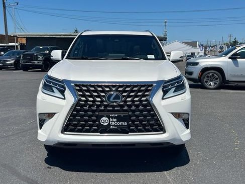 Used 2023 Lexus GX 460 Premium w/ Premium Package AWD/4WD image 4