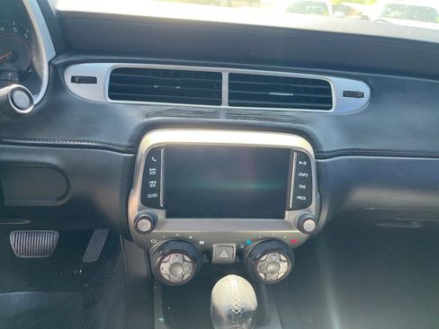 Used 2013 Chevrolet Camaro SS RWD image 9