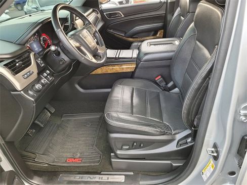 Used 2016 GMC Yukon Denali w/ Open Road Package image 11