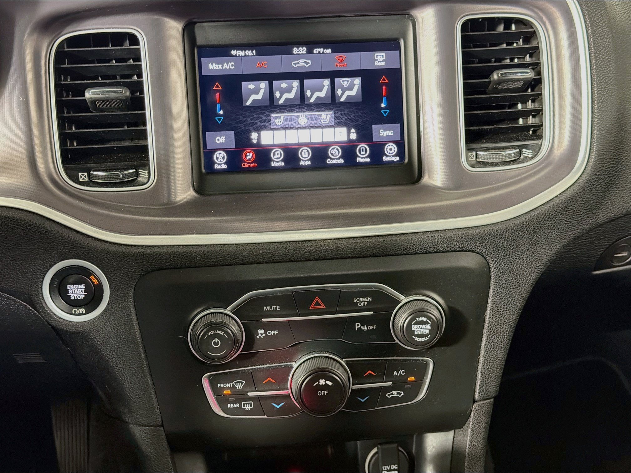 Used 2021 Dodge Charger SXT w/ Leather Interior Group RWD image 22