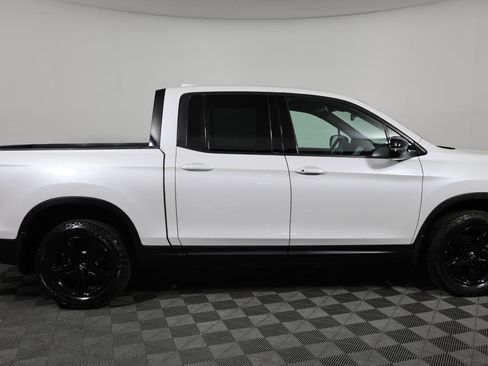 Used 2023 Honda Ridgeline Black Edition image 4