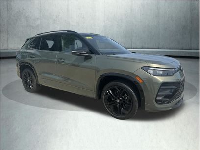 New 2026 Volkswagen Tiguan SE R-Line