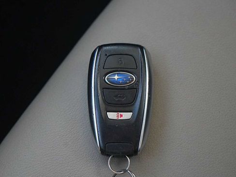 Used 2020 Subaru Forester Premium image 28