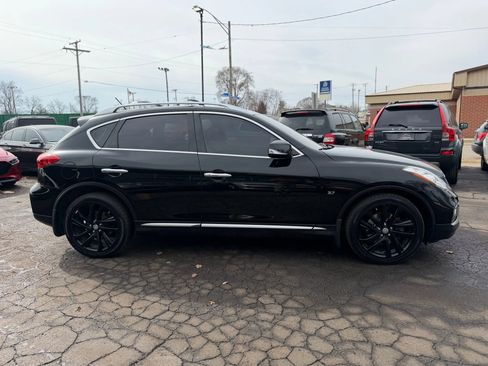 Used 2017 INFINITI QX50 AWD w/ Premium Plus Package image 18