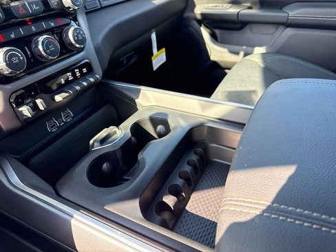 New 2026 RAM 1500 Big Horn w/ Night Edition AWD/4WD image 23