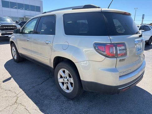 Used 2016 GMC Acadia SLE image 4