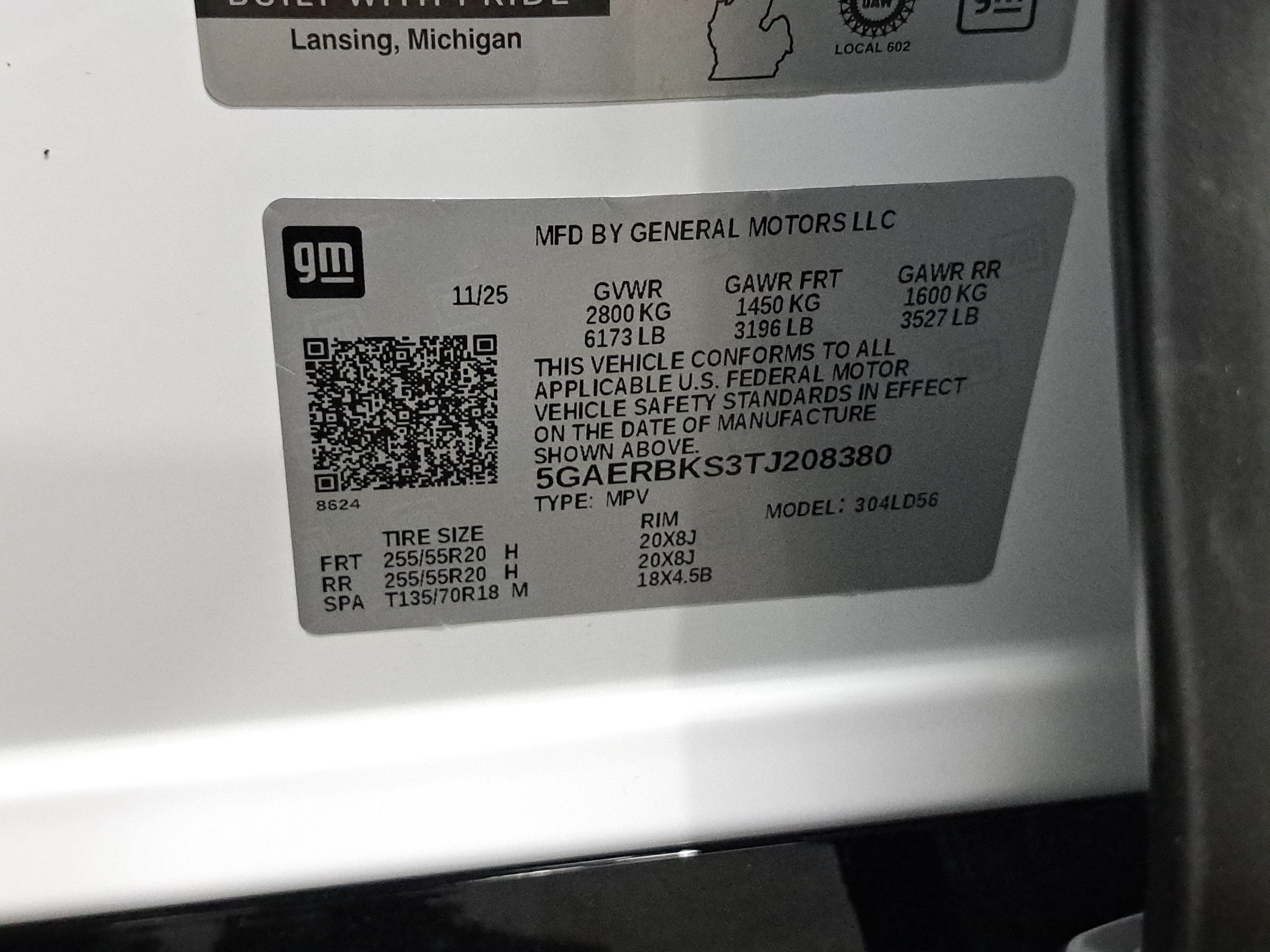 Used 2026 Buick Enclave Sport Touring w/ Power Package FWD image 38