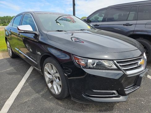 Used 2016 Chevrolet Impala LTZ FWD image 3