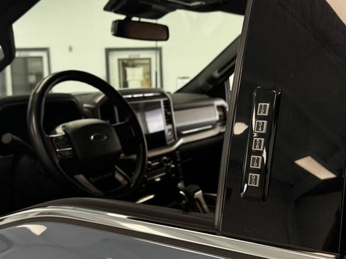 Used 2023 Ford F150 Platinum AWD/4WD image 13