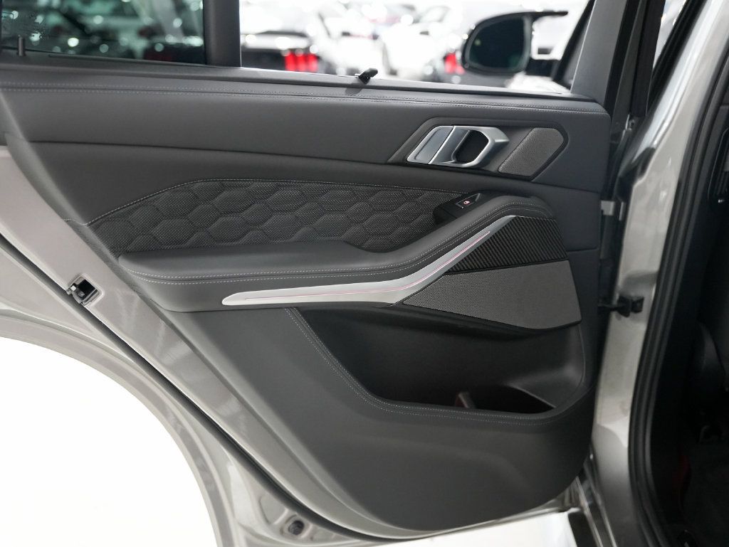 Used 2022 BMW X5 M w/ Competition Package 2 AWD/4WD image 38
