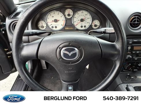 Used 2002 MAZDA MX-5 Miata image 21