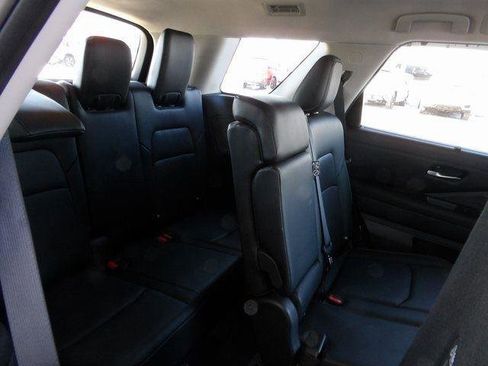 Certified 2024 Nissan Pathfinder SL image 28