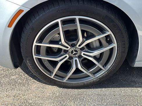 Used 2021 Mercedes-Benz E 350 4MATIC Sedan image 3