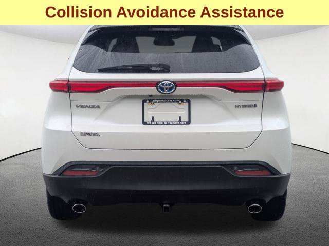 Used 2022 Toyota Venza LE AWD/4WD image 6