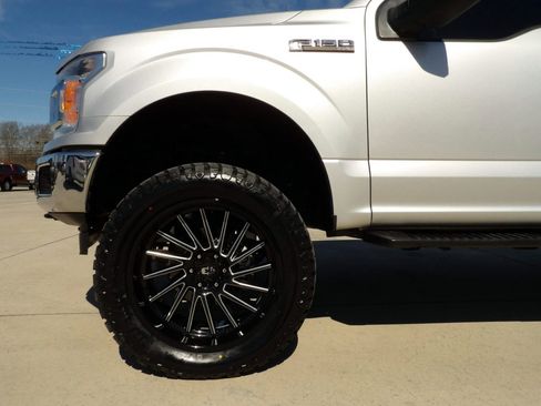 Used 2018 Ford F150 XLT w/ Equipment Group 301A Mid image 7