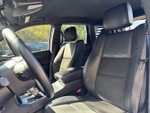 Used 2022 Jeep Grand Cherokee Laredo X image 14