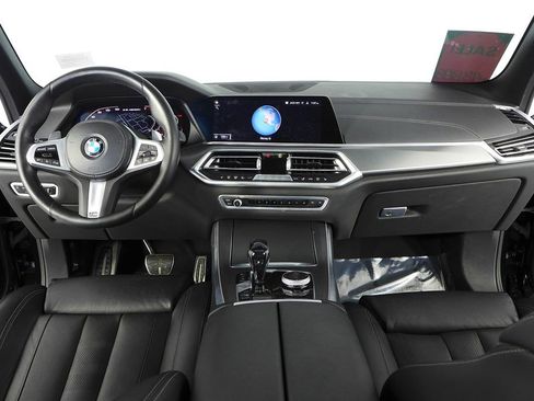 Used 2020 BMW X5 M50i w/ Executive Package image 25