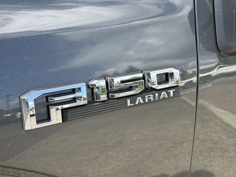 Used 2019 Ford F150 Lariat w/ Equipment Group 502A Luxury AWD/4WD image 10