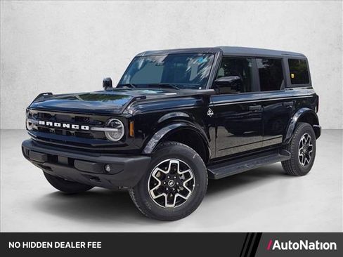 New 2026 Ford Bronco Outer Banks AWD/4WD image 1