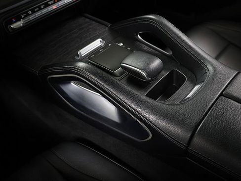 Used 2022 Mercedes-Benz GLE 450 4MATIC image 26