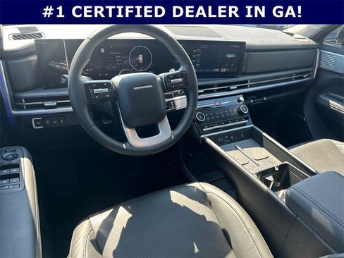 Certified 2025 Hyundai Santa Fe Limited image 22