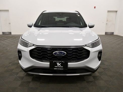 Used 2025 Ford Escape ST-Line Select image 11