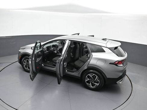 Certified 2025 Kia Sportage LX FWD image 42