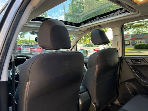 Used 2017 Subaru Forester 2.5i Premium w/ All-Weather Package AWD/4WD image 13