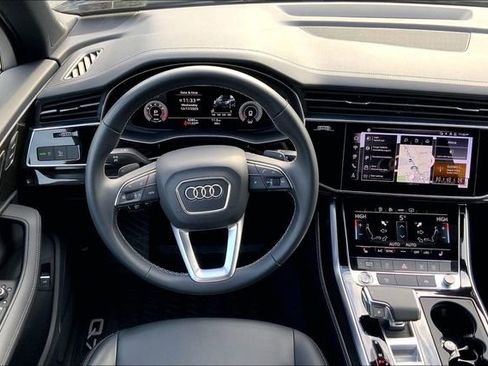 Used 2025 Audi Q7 3.0T Premium Plus w/ Premium Plus Package image 5