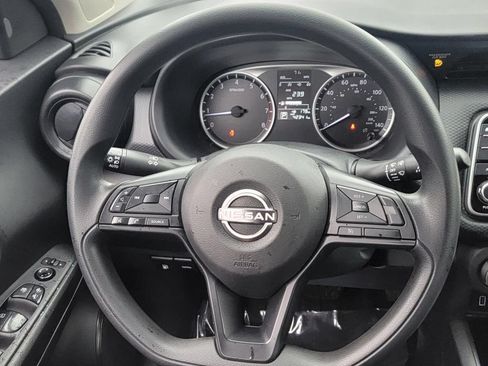 Used 2023 Nissan Kicks S FWD image 17