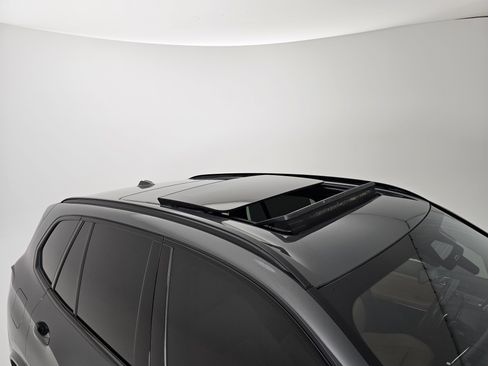 Used 2024 BMW X5 xDrive50e w/ Executive Package image 36