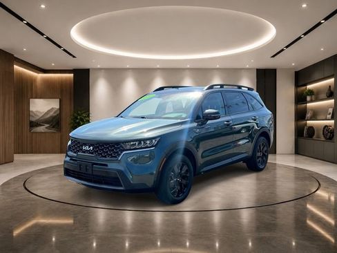 Used 2022 Kia Sorento S w/ Panoramic Sunroof Package AWD/4WD image 2