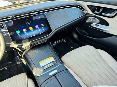 New 2026 Mercedes-Benz E 350 4MATIC Sedan image 31