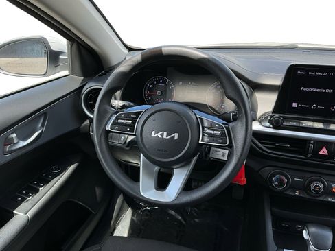 Used 2023 Kia Forte LXS FWD image 11