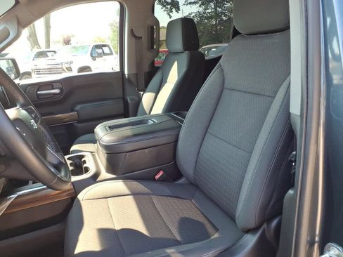Used 2021 Chevrolet Silverado 1500 LT Trail Boss w/ Convenience Package II AWD/4WD image 22